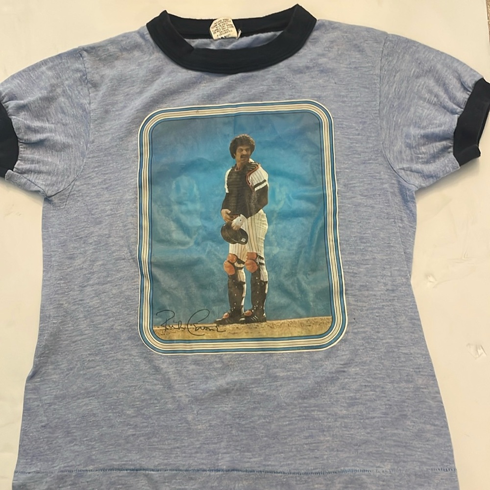 Vintage 1981-82 New York Yankees catcher Rick Cerone T-shirt.